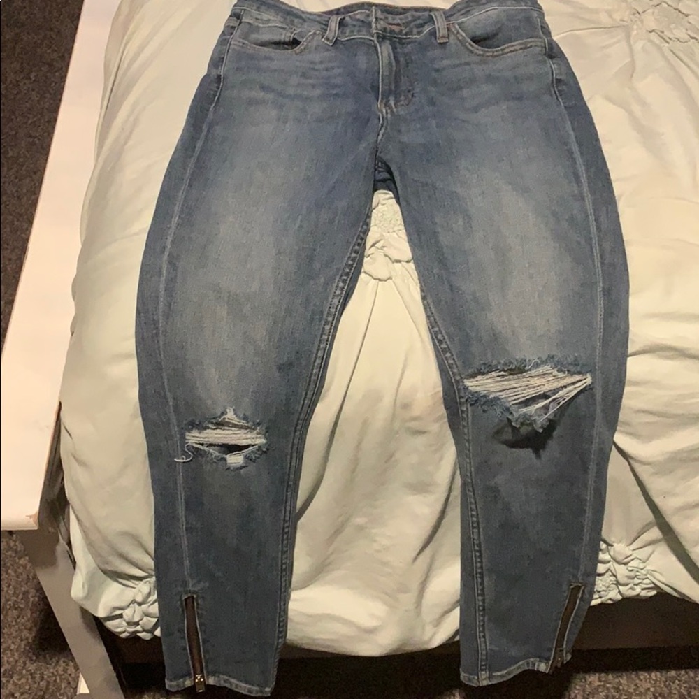 Jeans
